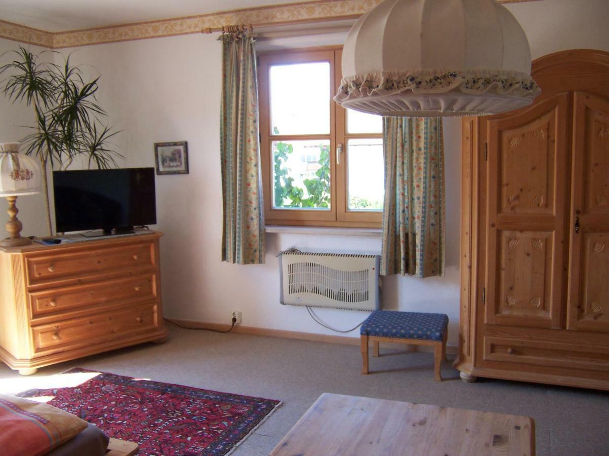 Gaestehaus Faller Apartment เลงกรีส ภายนอก รูปภาพ